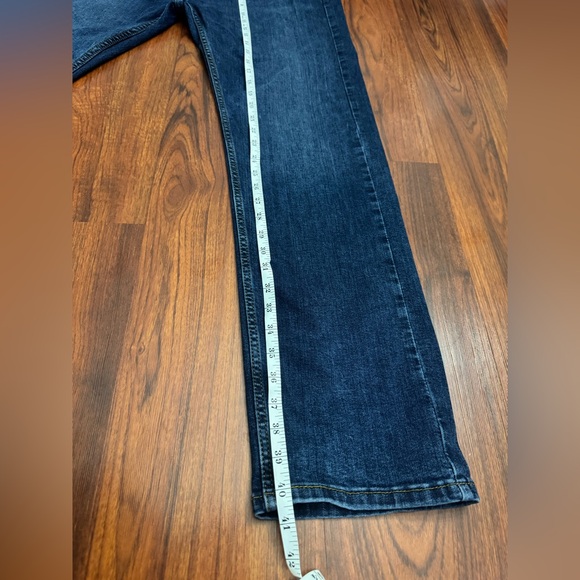 * Levi's 506 Comfort Fit Straight Jeans - Men's Size 34x32 - Dark Blue - Picture 5 of 6